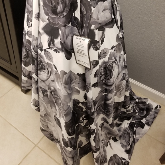 Speechless Plus Size High-Low Dress NWT - Picture 4 of 8